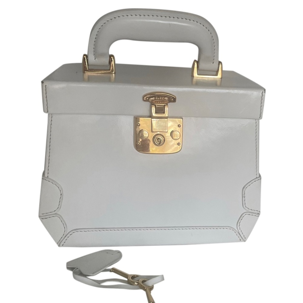 NEW YEAR SPECIAL SALE‼️ Authentic vintage Gucci white leather vanity case
